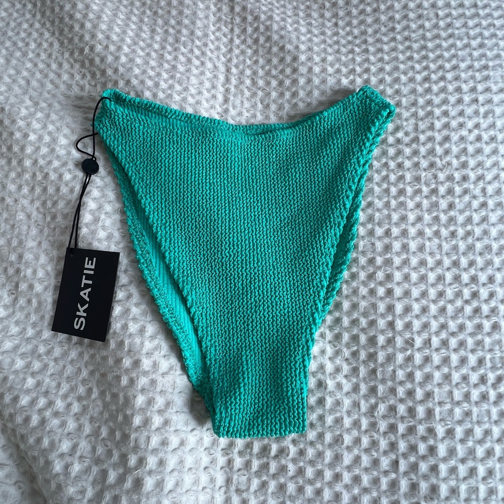 Skatie Swim